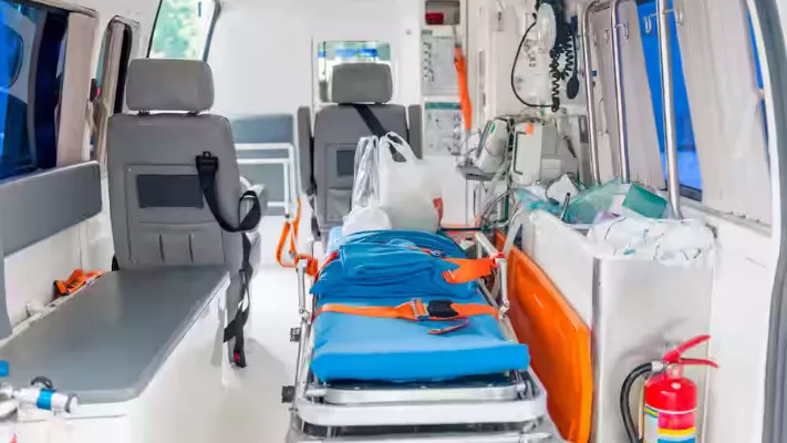 ambulance-2-69abed1a6ad75